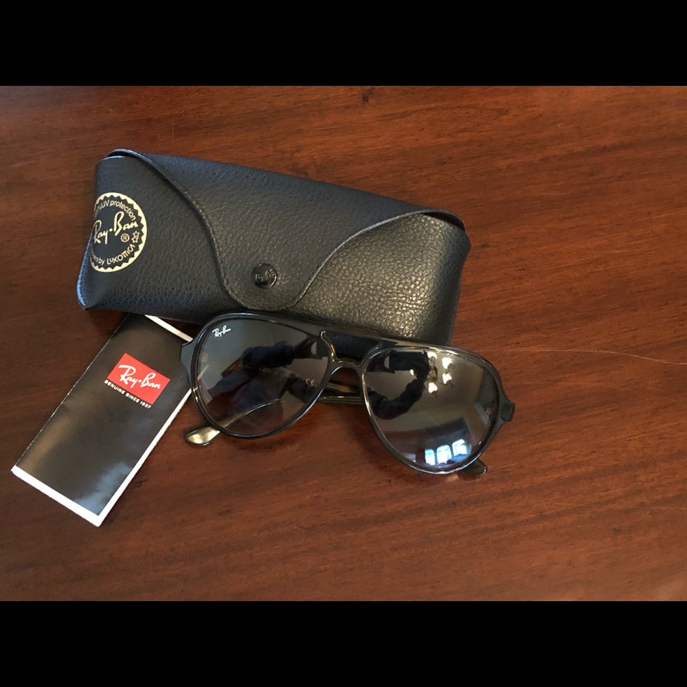 Women’s Ray-Ban